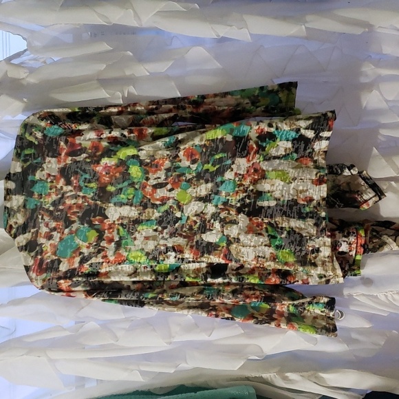 Calvin Klein. Open Front, Draped Front, Lightweight, Colorful Kimino. EUC - Picture 4 of 11